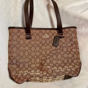 Coach Signature Tote, Tan & Brown, Canvas, NWT